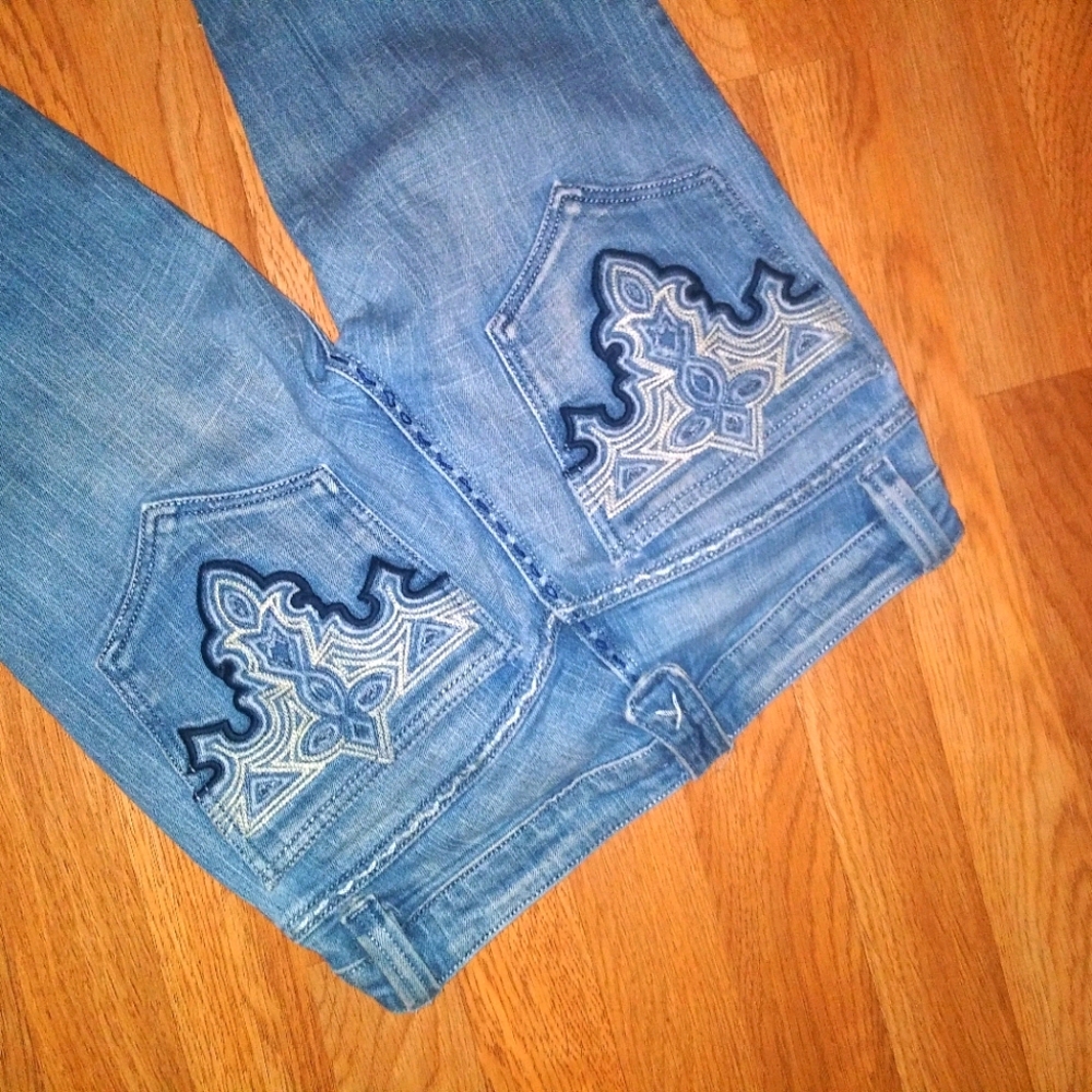ANITIK DENIM